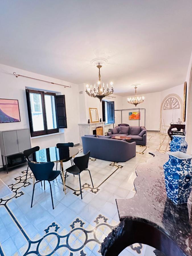 Elegante Appartamento Nel Cuore Del Barocco Lecce Zewnętrze zdjęcie