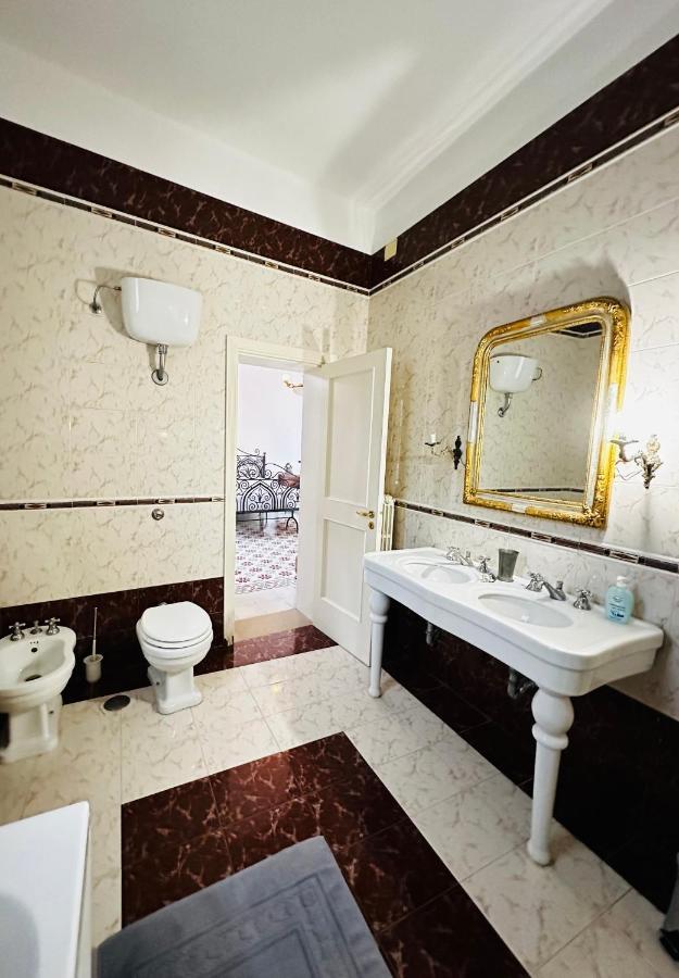 Elegante Appartamento Nel Cuore Del Barocco Lecce Zewnętrze zdjęcie